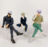 Gojo Satoru Sitting Pose Anime Figure Set (3-Piece Collectible Display Model)